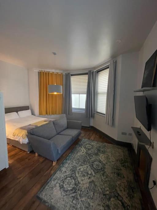 1 Comfortable Studio Apartment Brighton Ngoại thất bức ảnh