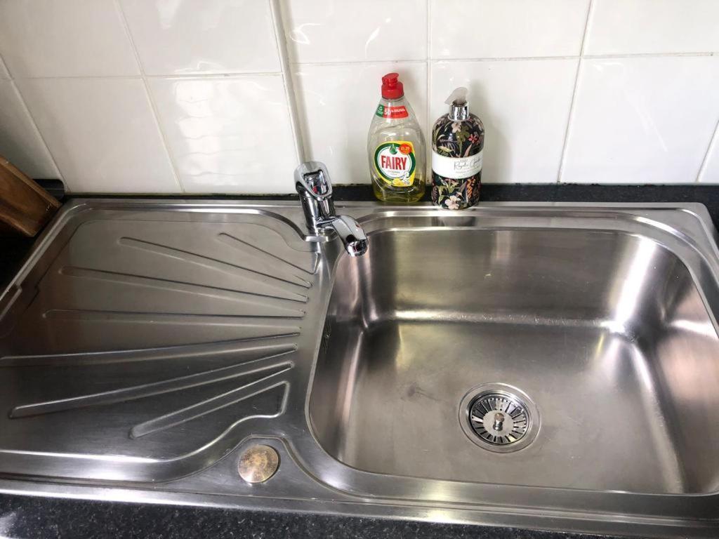 1 Comfortable Studio Apartment Brighton Ngoại thất bức ảnh
